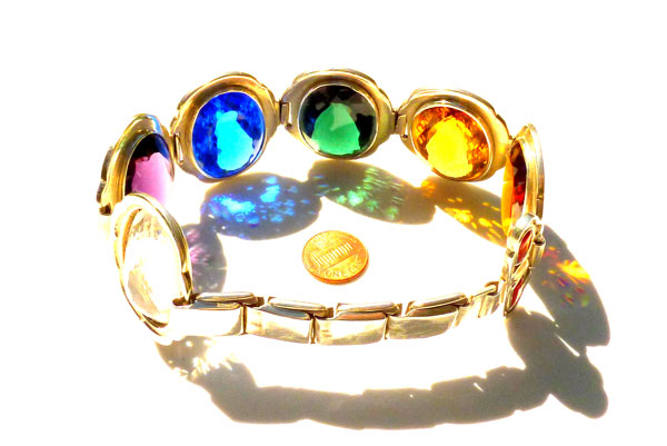 quartz magic bangle